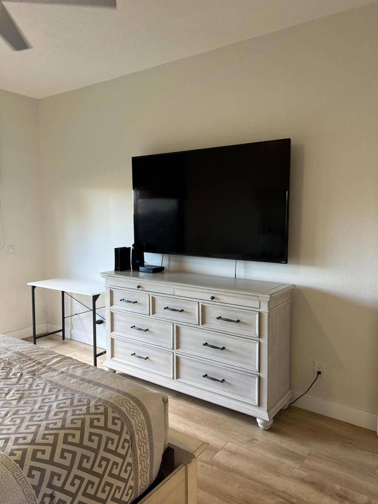 Oak Tree 54326 Oak Tree #A122 La Quinta, CA 92253