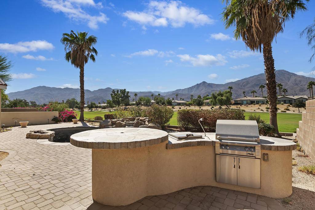 La Quinta, CA 92253,81575 Balboa CT