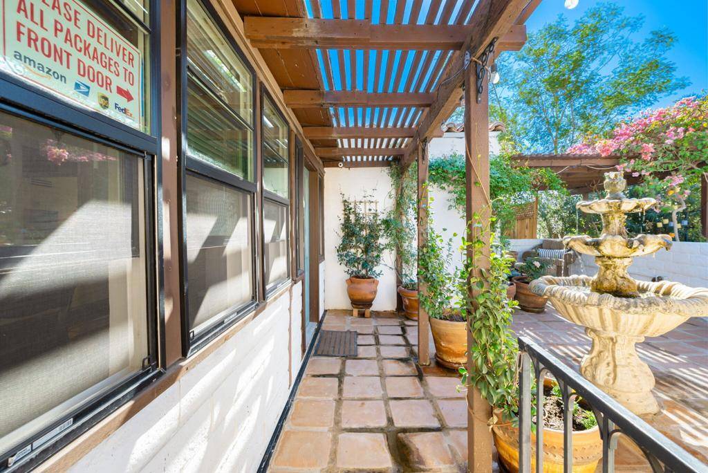 La Quinta, CA 92253,52830 Avenida Navarro