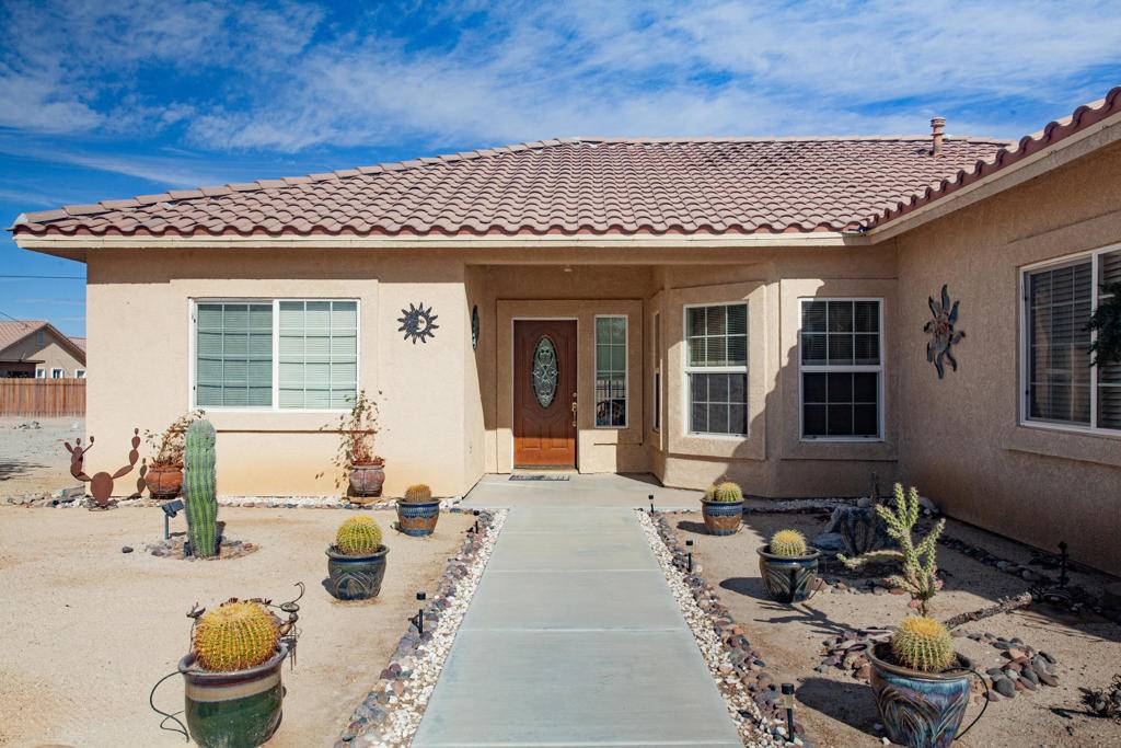 1224 Red Sea AVE Thermal, CA 92274