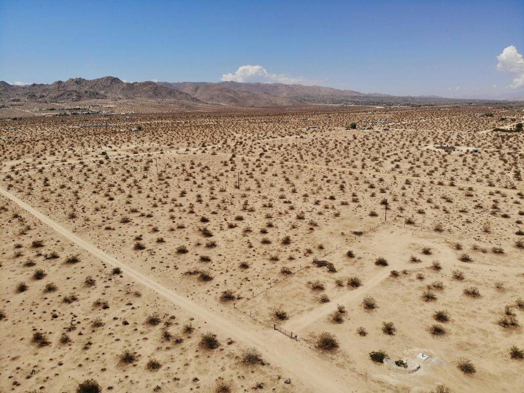 Joshua Tree, CA 92252,0 Arizona Avenue