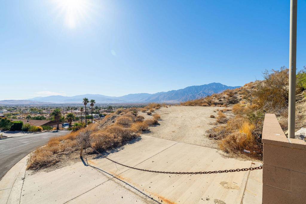 Desert Hot Springs, CA 92240,0 Calle De Vecinos