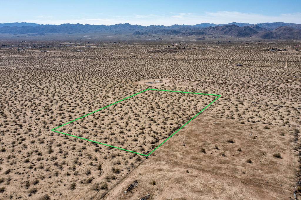 Joshua Tree, CA 92252,4605 Border AVE