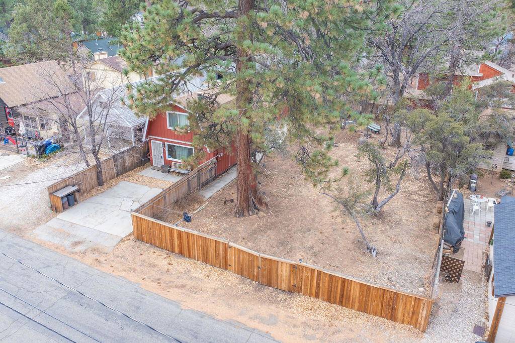 Sugarloaf, CA 92386,548 Riverside AVE