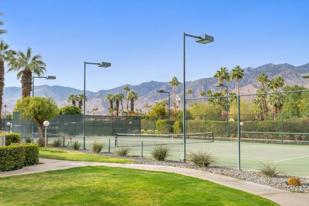Palm Springs, CA 92262,401 S El Cielo RD #142