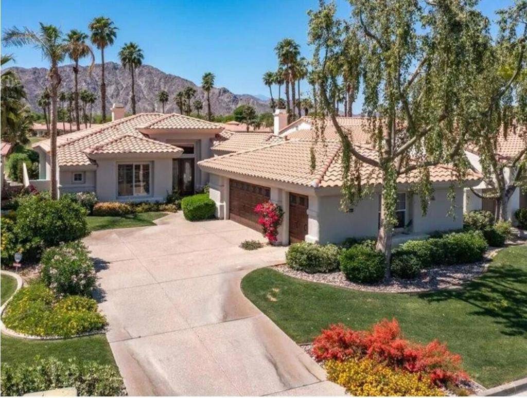 La Quinta, CA 92253,54475 Winged Foot