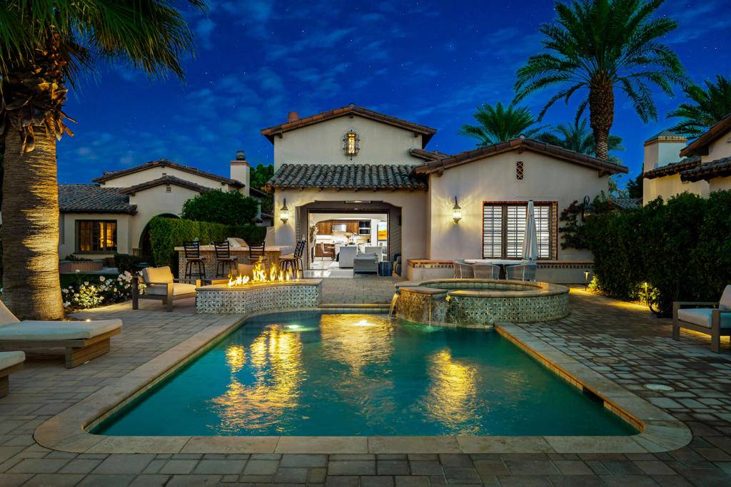 La Quinta, CA 92253,52185 Via Castile