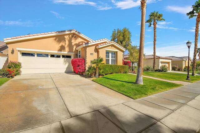 La Quinta, CA 92253,60910 Living Stone DR