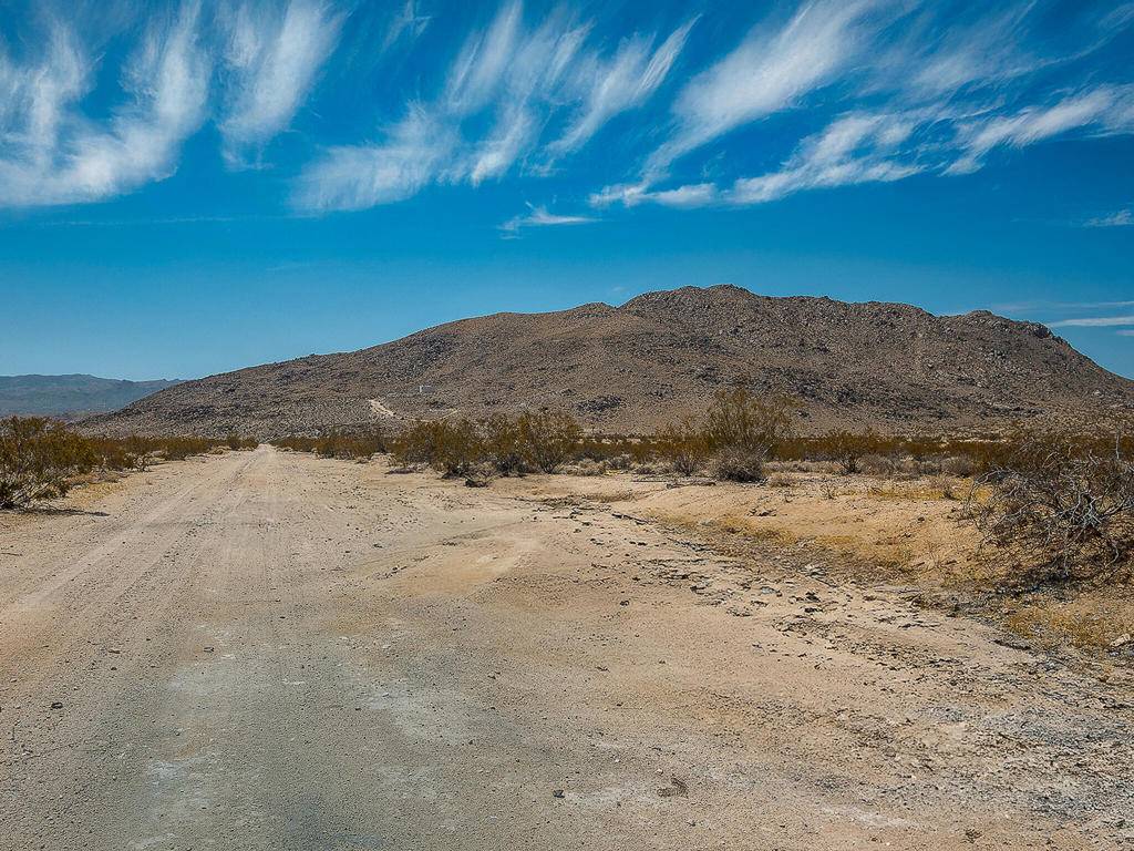 Joshua Tree, CA 92252,3623 Outpost RD