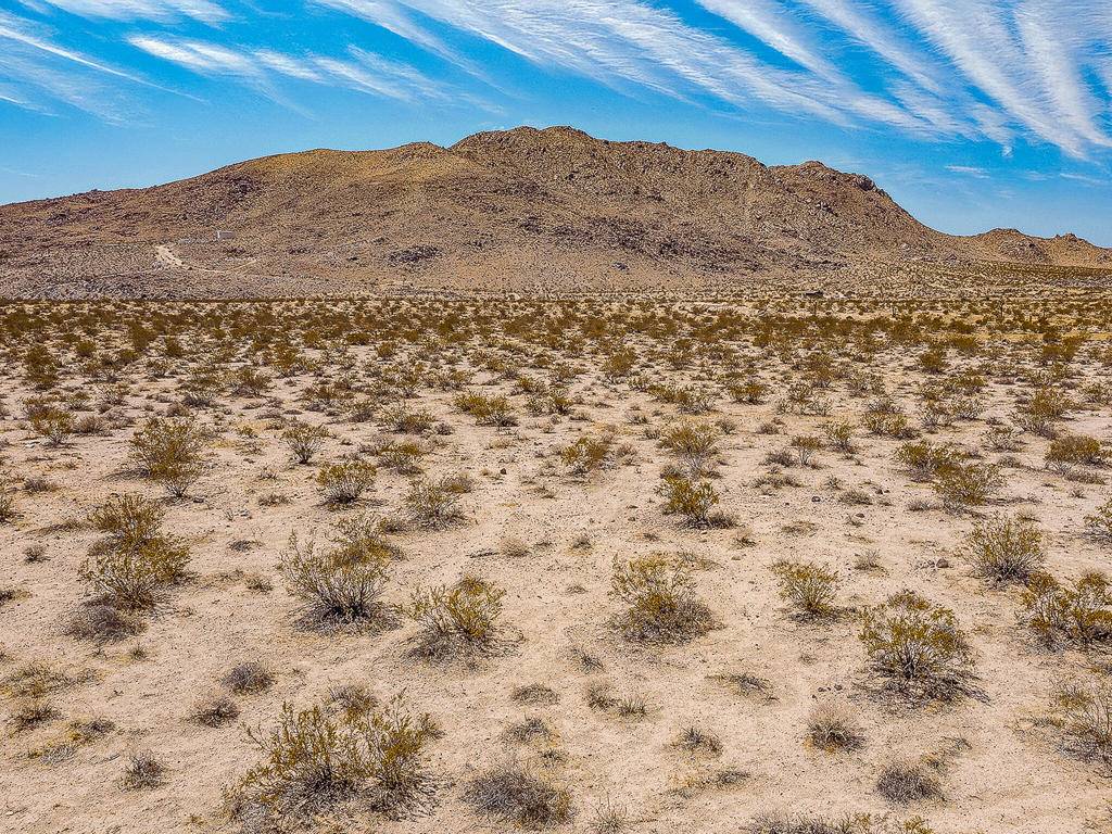 Joshua Tree, CA 92252,3623 Outpost RD