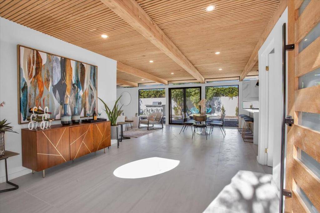 Palm Springs, CA 92262,2788 E Via Escuela