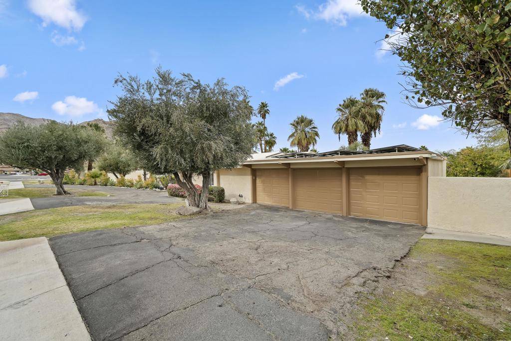 Palm Desert, CA 92260,72792 Bursera WAY