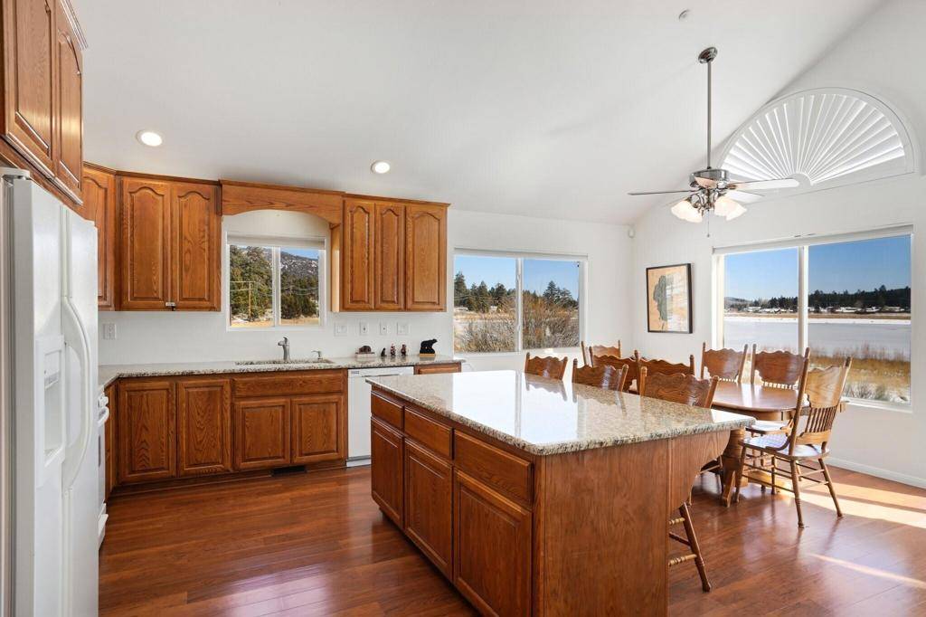 42495 Bear Loop Big Bear, CA 92314