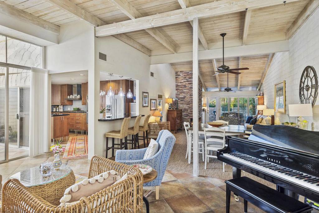 Palm Springs, CA 92264,1316 W Primavera DR