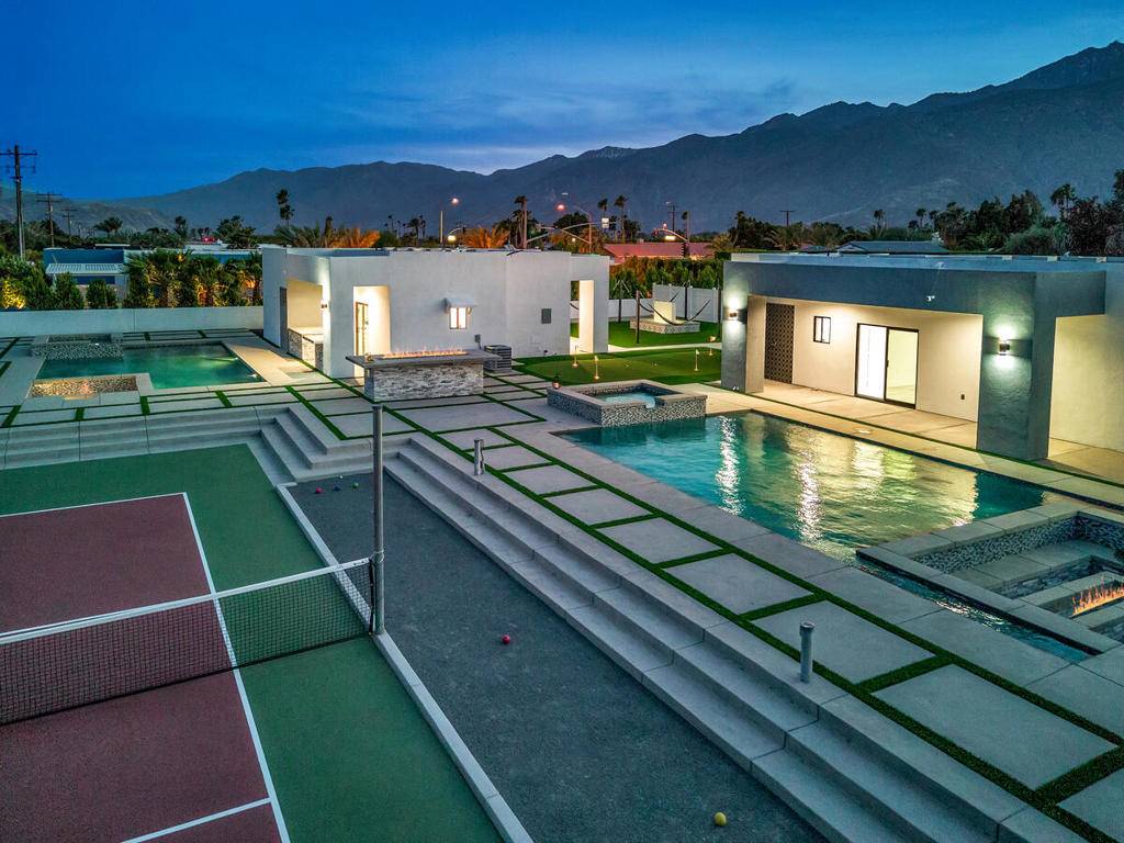 Palm Springs, CA 92262,2150 N Farrell DR