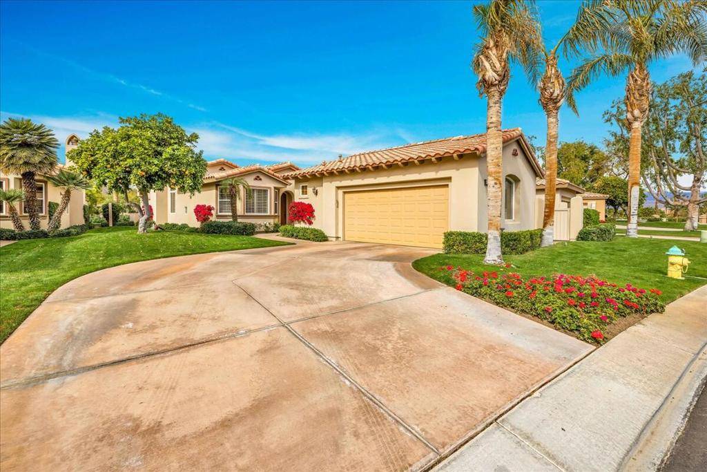 La Quinta, CA 92253,48175 Casita DR