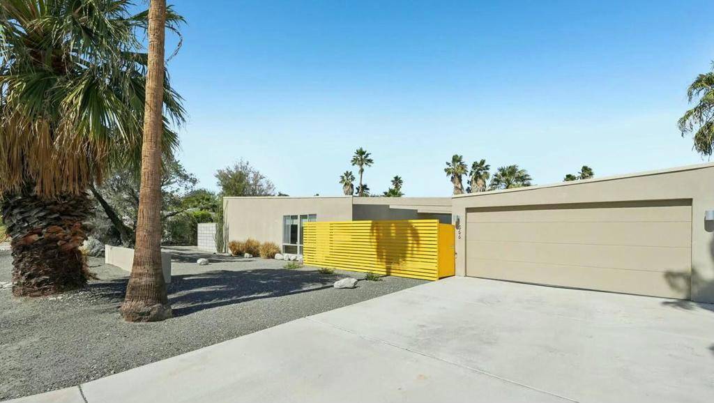 Palm Springs, CA 92262,566 E Lindsey DR