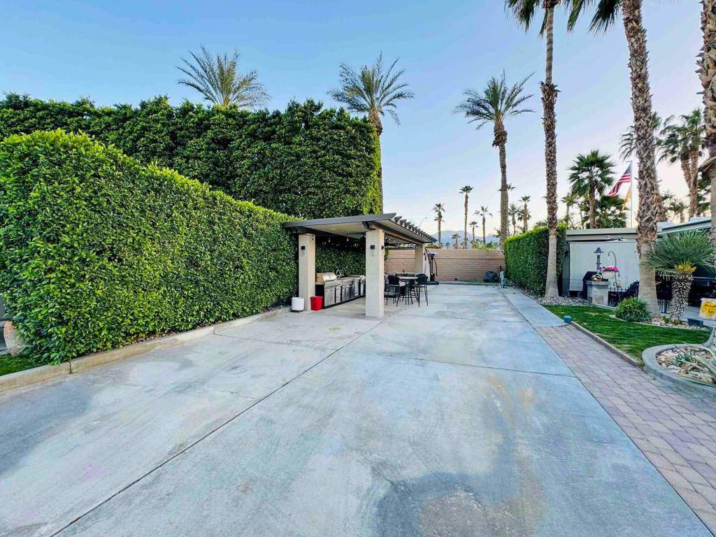 Indio, CA 92201,80394 Avenue 48 #123
