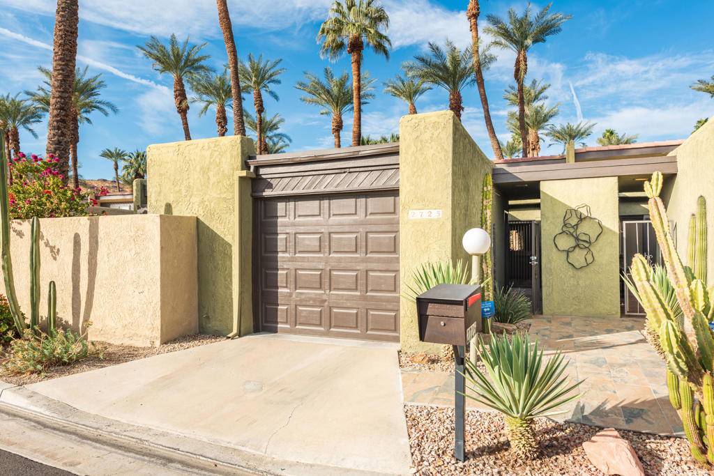 Palm Springs, CA 92264,2725 E Palm Oasis ST