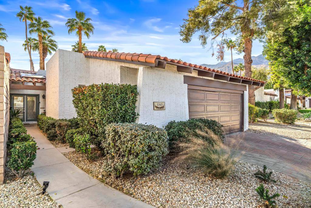 Palm Springs, CA 92264,1365 Invierno DR
