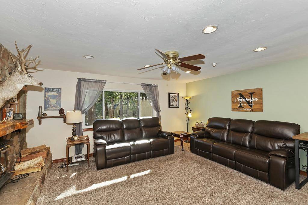 Lake Arrowhead, CA 92352,292 Heliotrope DR