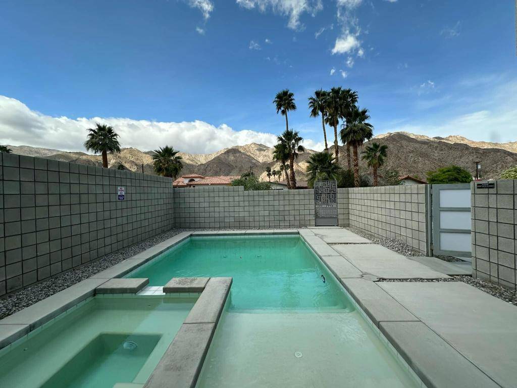 La Quinta, CA 92253,54620 Avenida Juarez