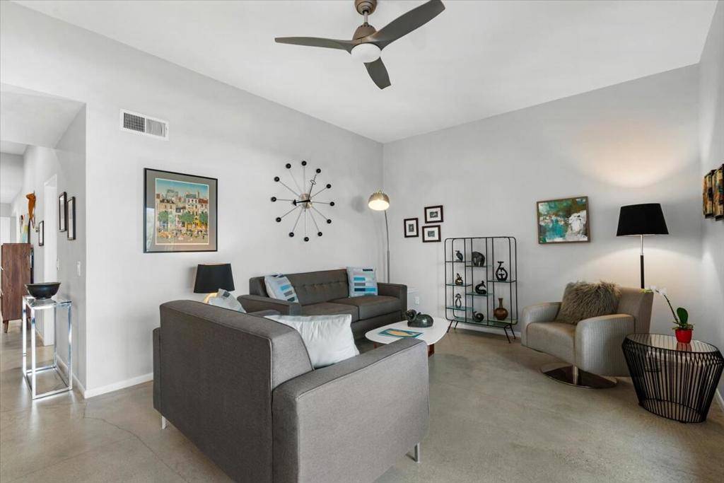 Palm Desert, CA 92260,72302 Merry Vale WAY