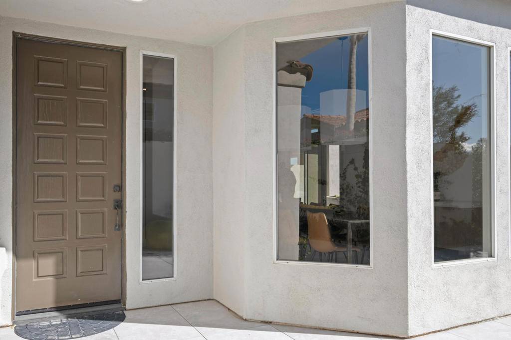 Palm Desert, CA 92211,407 Desert Holly DR