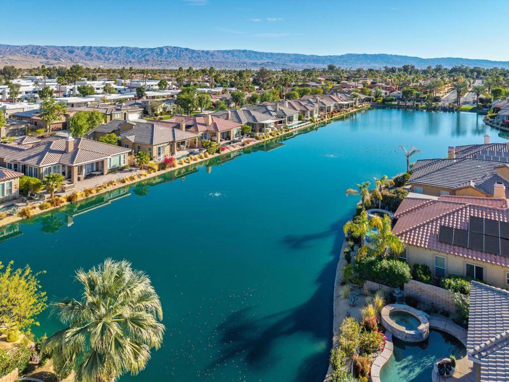 Rancho Mirage, CA 92270,4 Loch Ness Lake CT