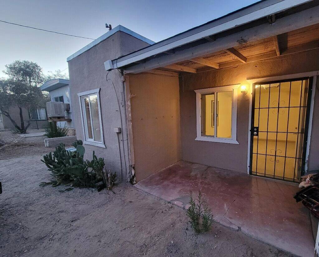 29 Palms, CA 92277,6746 Adobe RD #15