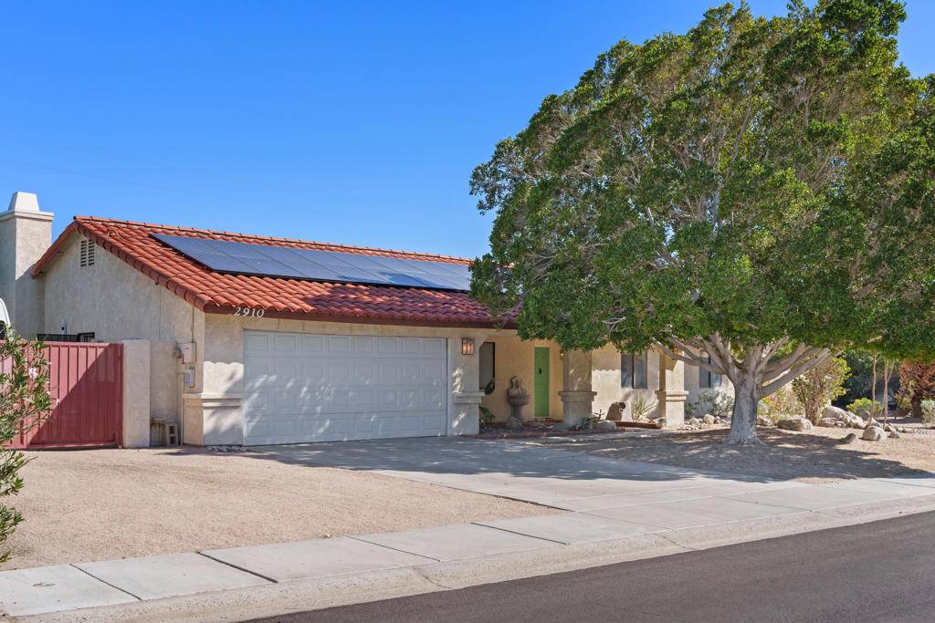Palm Springs, CA 92262,2910 N Bahada RD