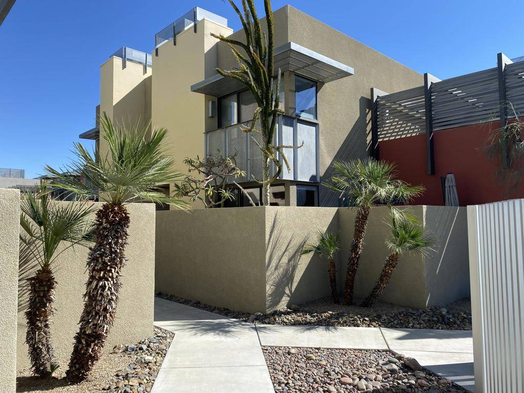 Palm Springs, CA 92262,683 E Arenas RD