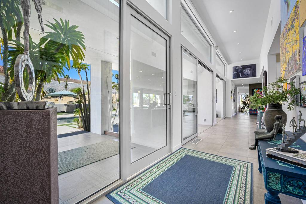 Palm Desert, CA 92260,49120 Sunrose LN