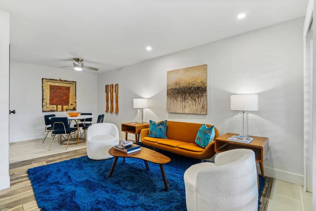 Palm Springs, CA 92262,2822 N Auburn CT #E215