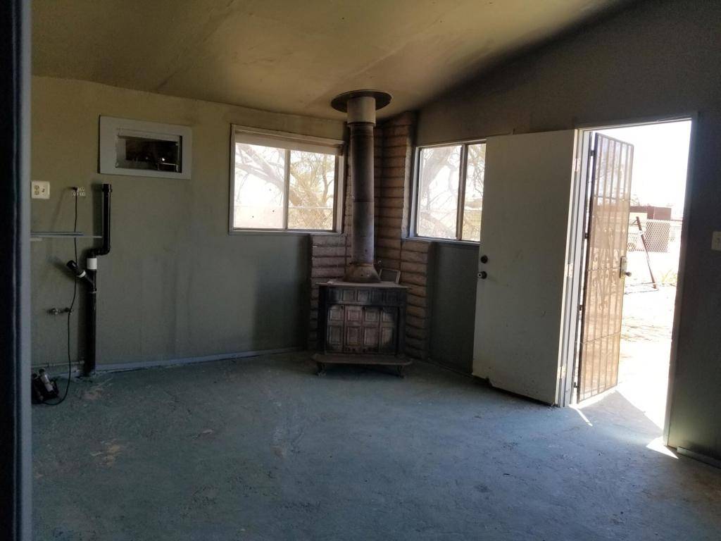 Bombay Beach, CA 92257,9548 Avenue D