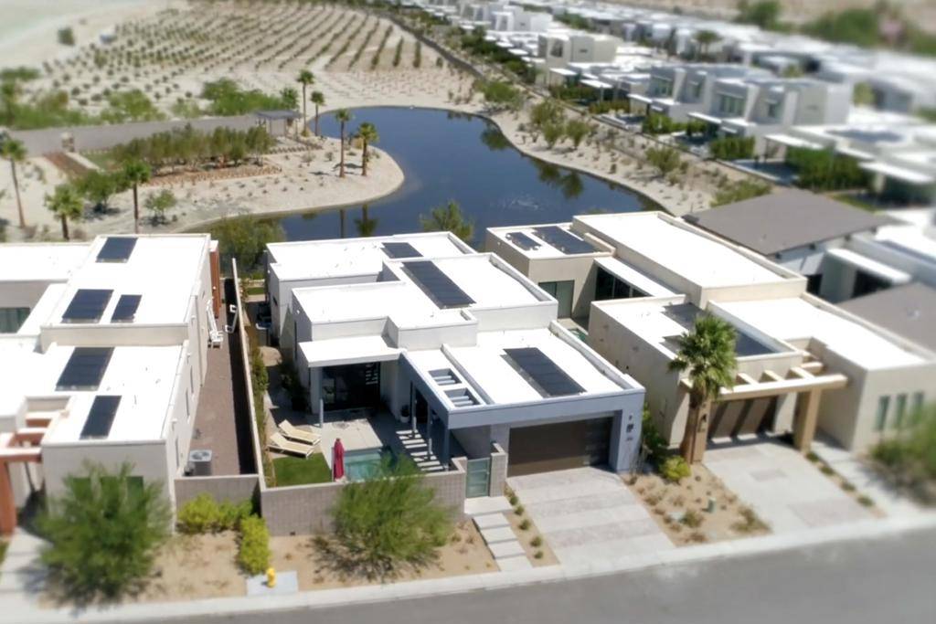 Palm Springs, CA 92262,814 Nugget LN
