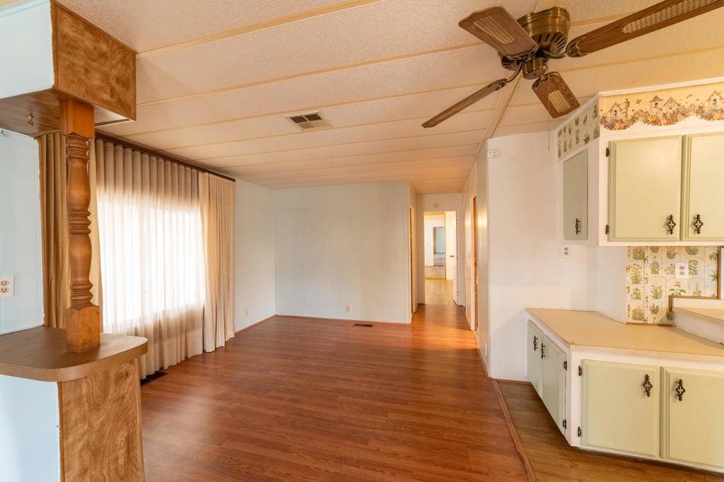 Hemet, CA 92544,43378 Nola ST