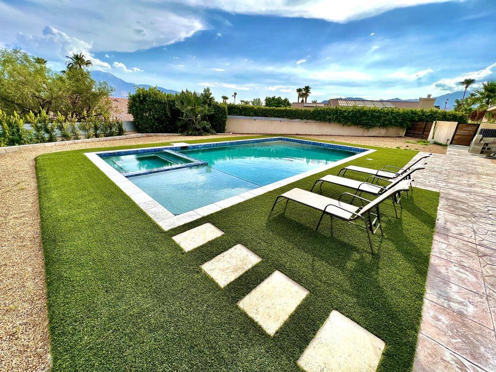 Desert Hot Springs, CA 92240,64977 Ray Ct CT