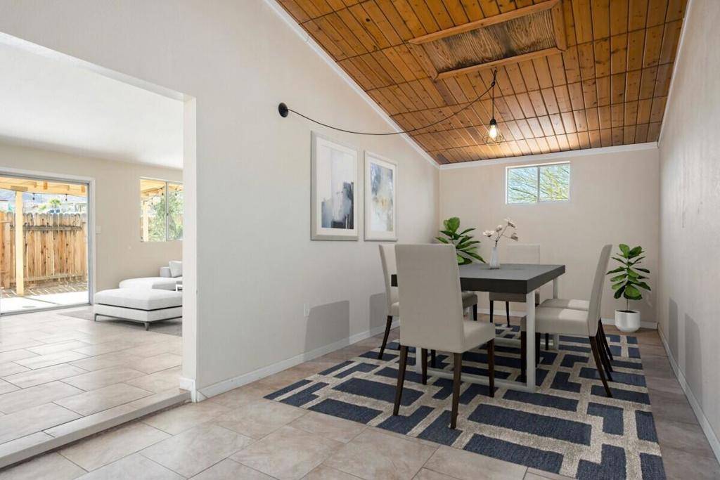 Joshua Tree, CA 92252,61619 Granada DR