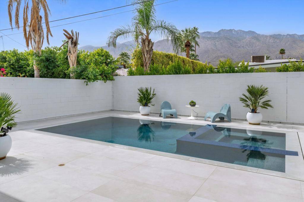 Palm Springs, CA 92262,555 N Sunrise WAY