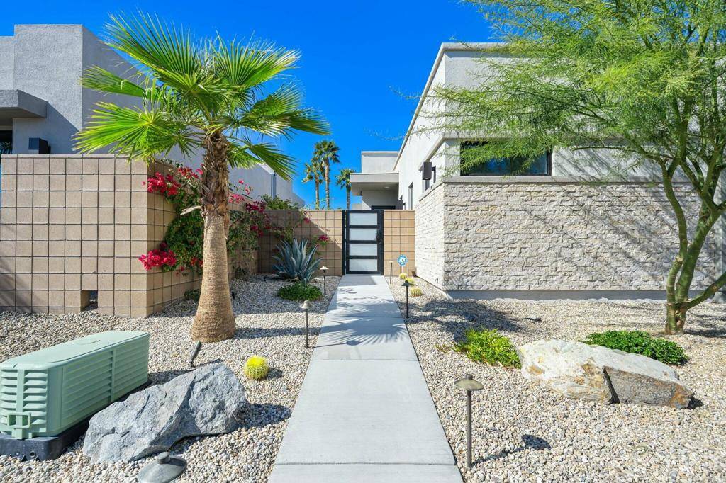 Palm Springs, CA 92262,4401 Lumina WAY