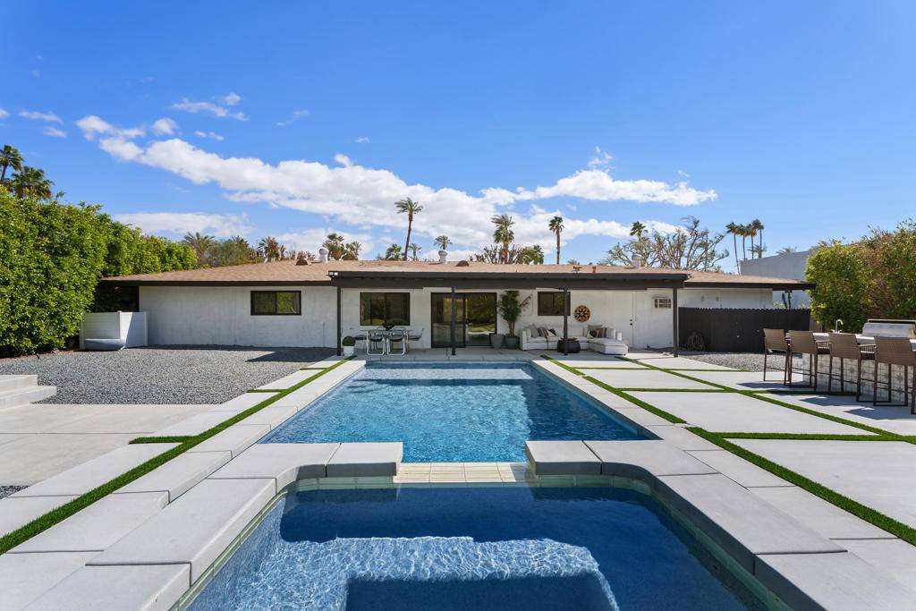 Rancho Mirage, CA 92270,37081 Palmdale RD