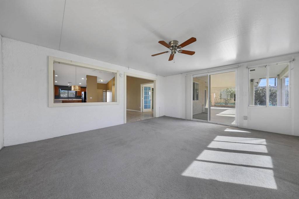 Thousand Palms, CA 92276,73951 White Sands DR