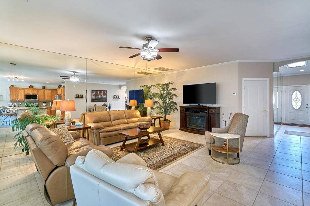 73811 Boca Chica TRL Thousand Palms, CA 92276