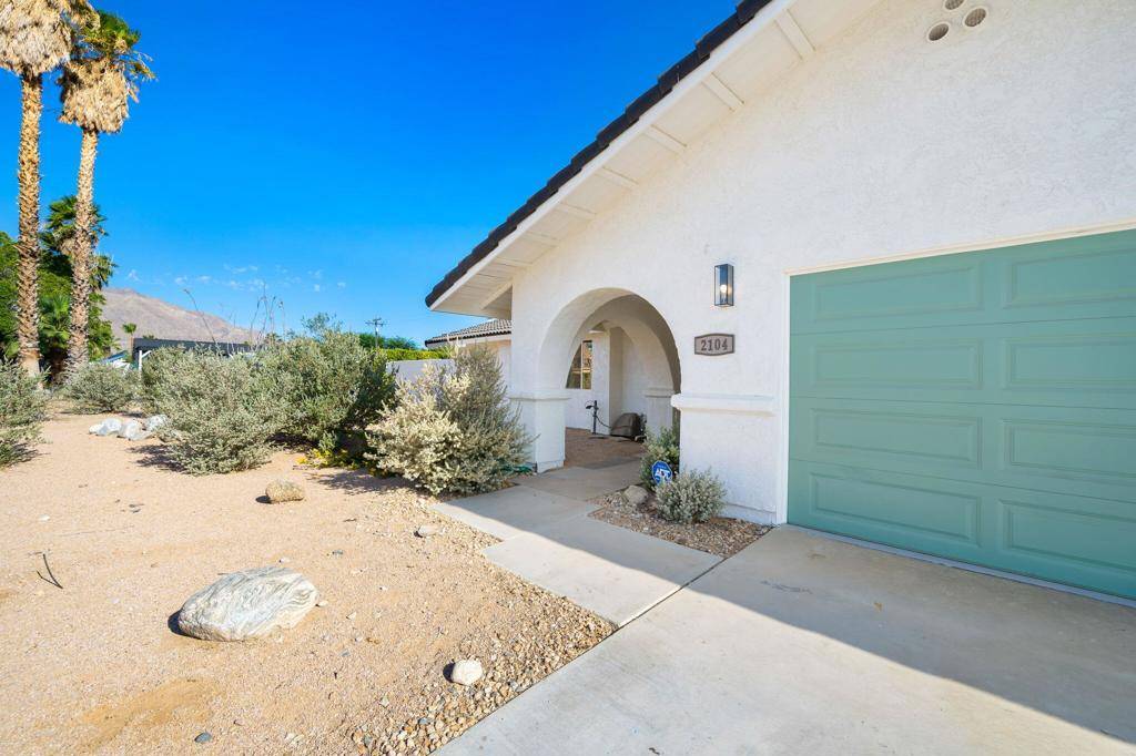 Palm Springs, CA 92262,2104 E Rogers RD