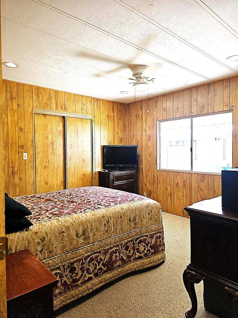32461 San Miguelito DR Thousand Palms, CA 92276