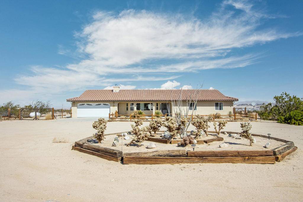 29 Palms, CA 92277,72772 Nandina ST
