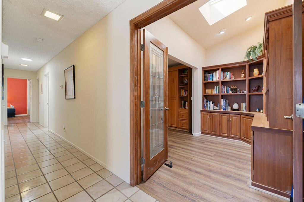 Palm Desert, CA 92260,132 Gran Via