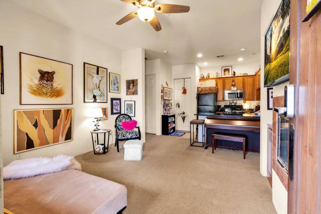 La Quinta, CA 92253,50760 Santa Rosa Plz. #1