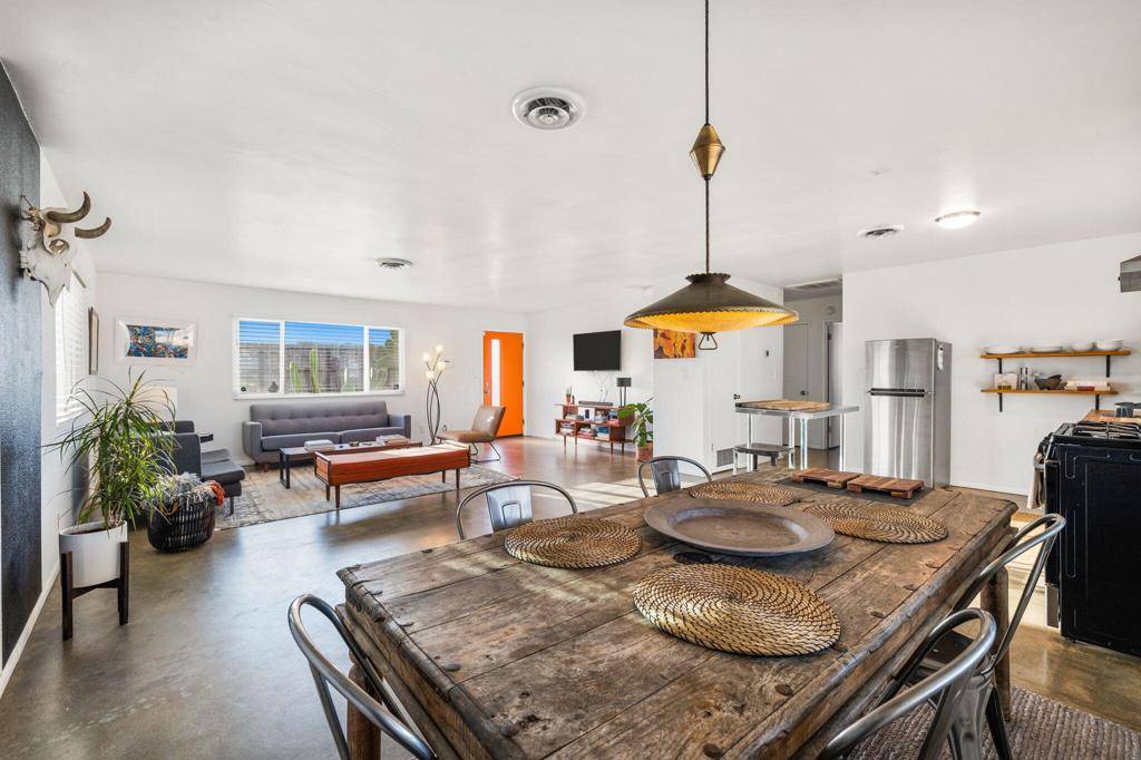 Yucca Valley, CA 92284,811 Cherokee TRL